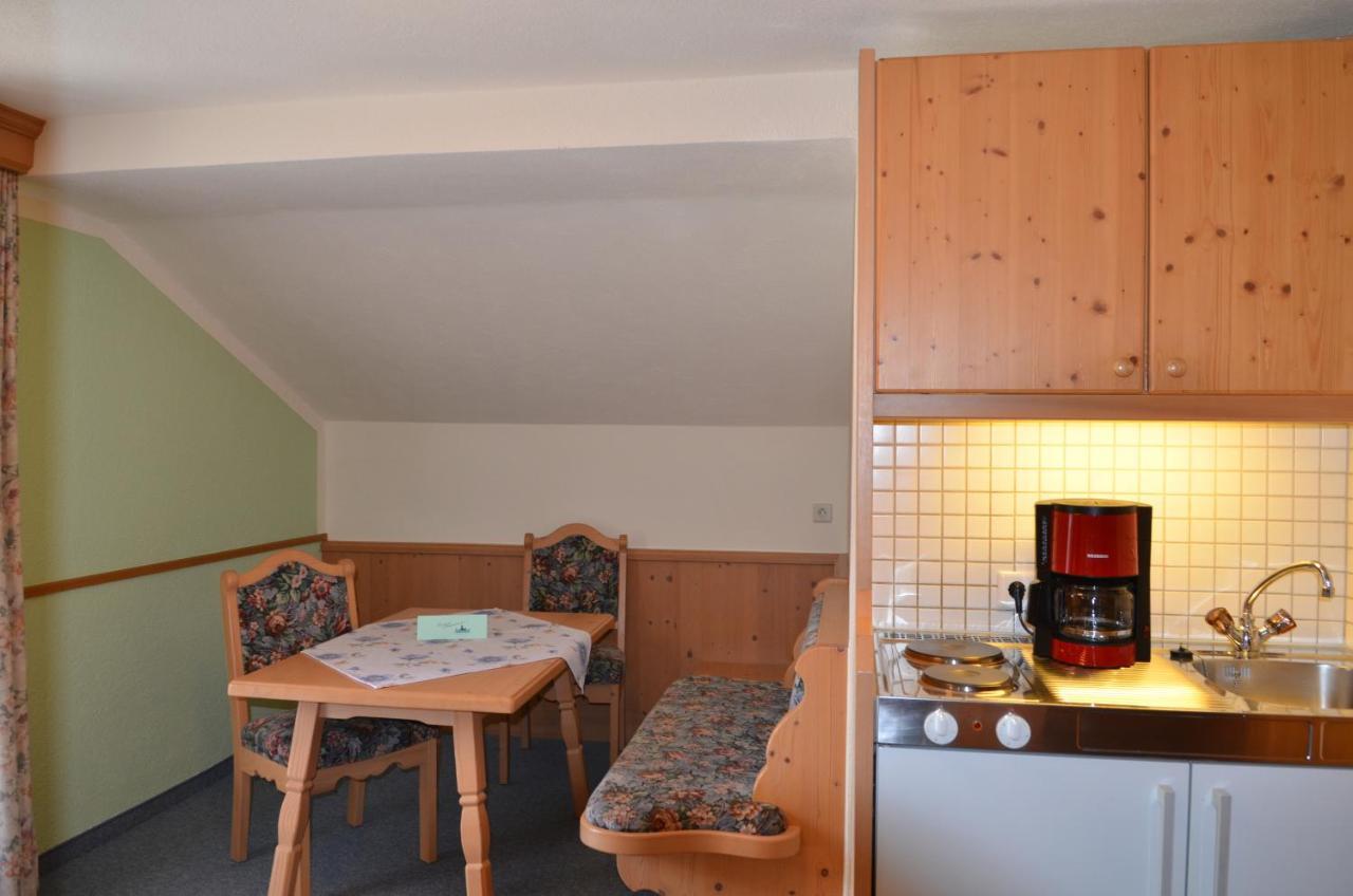 ロイタシュAdlerhofアパートメント 部屋 写真